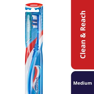 Aquafresh Clean & Reach Medium