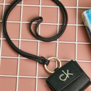 بريميوم




كالفن كلاين
Airpod Case

246 ر.س
 
221 ر.س
10% خصم