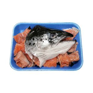 رأس سمك السلمون النرويجي 500 جم تقريباً