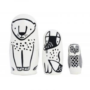 مجموعة وي غاليري المكونة من...