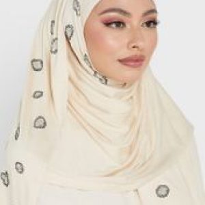 ديفرينزا من مودانيسا
وشاح كاجوال خفيف الوزن

146 ر.س
 
37 ر.س
75% خصم